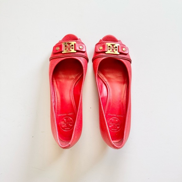 Tory Burch Carnell Peep Toe Low Wedge Shoes Size 7M - Picture 1 of 12